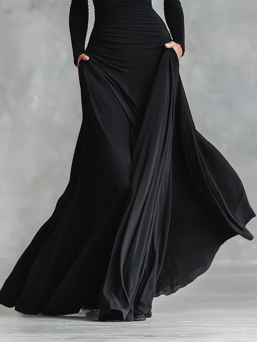Fiorella | Modern long dress in black crepe