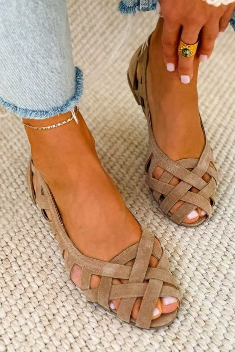 Marleen Flat open-toe sandals