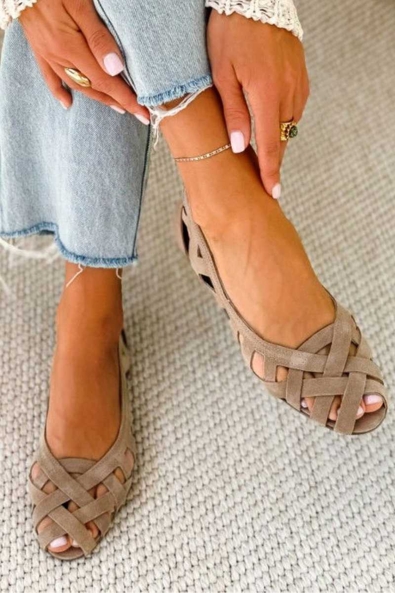 Marleen Flat open-toe sandals