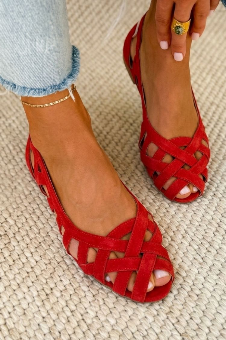 Marleen Flat open-toe sandals
