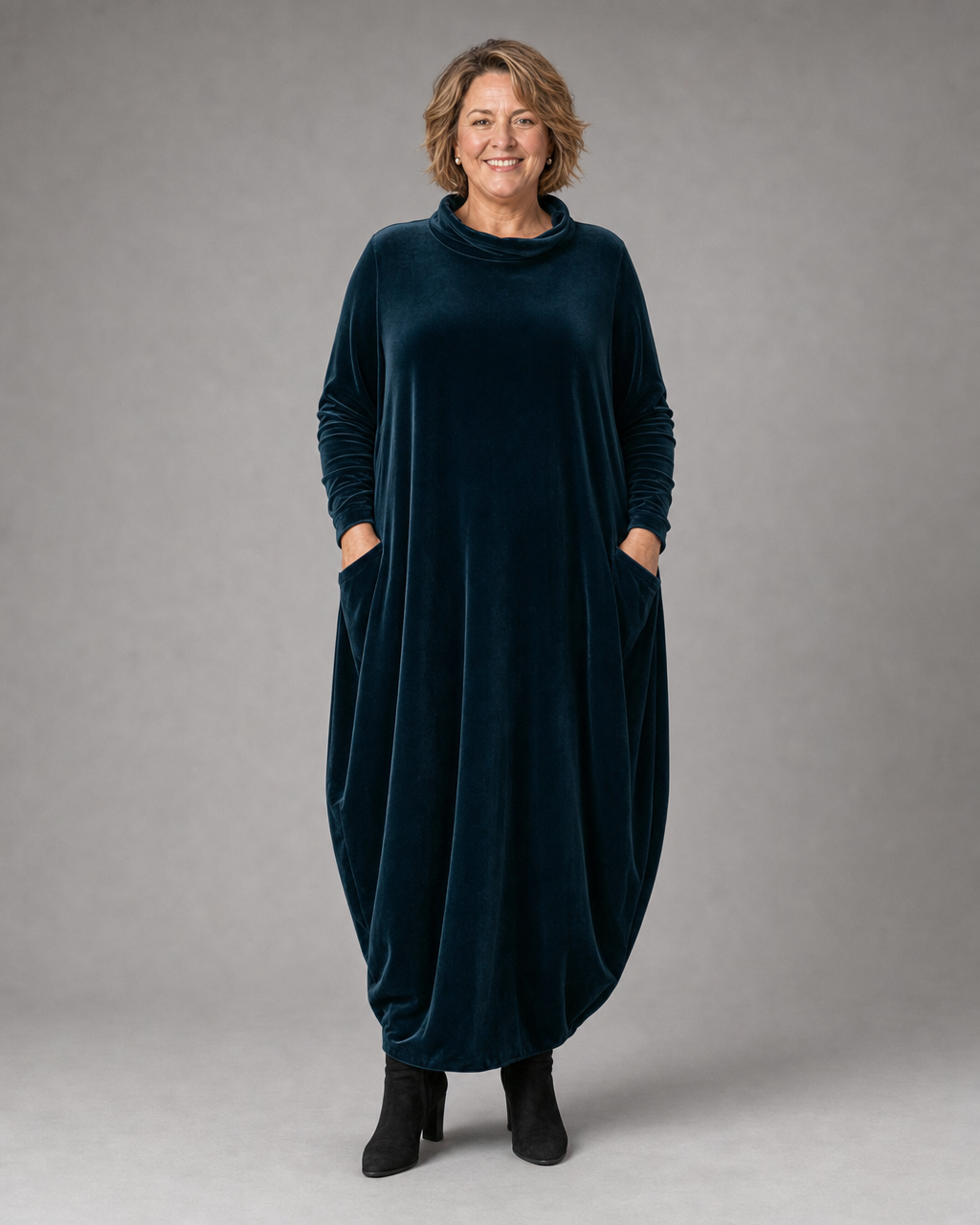 Leona | Soft Velvet Maxi Dress