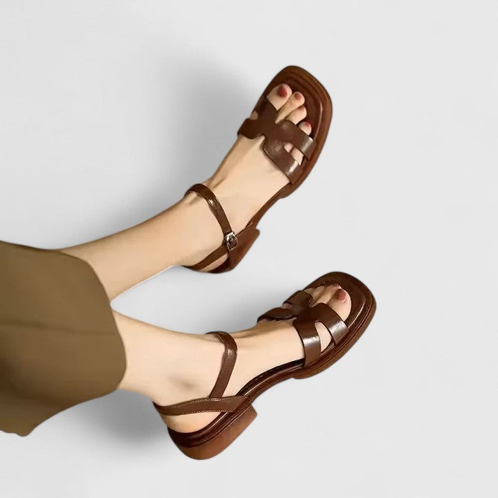 Layla | Sophisticated Flat Sandals