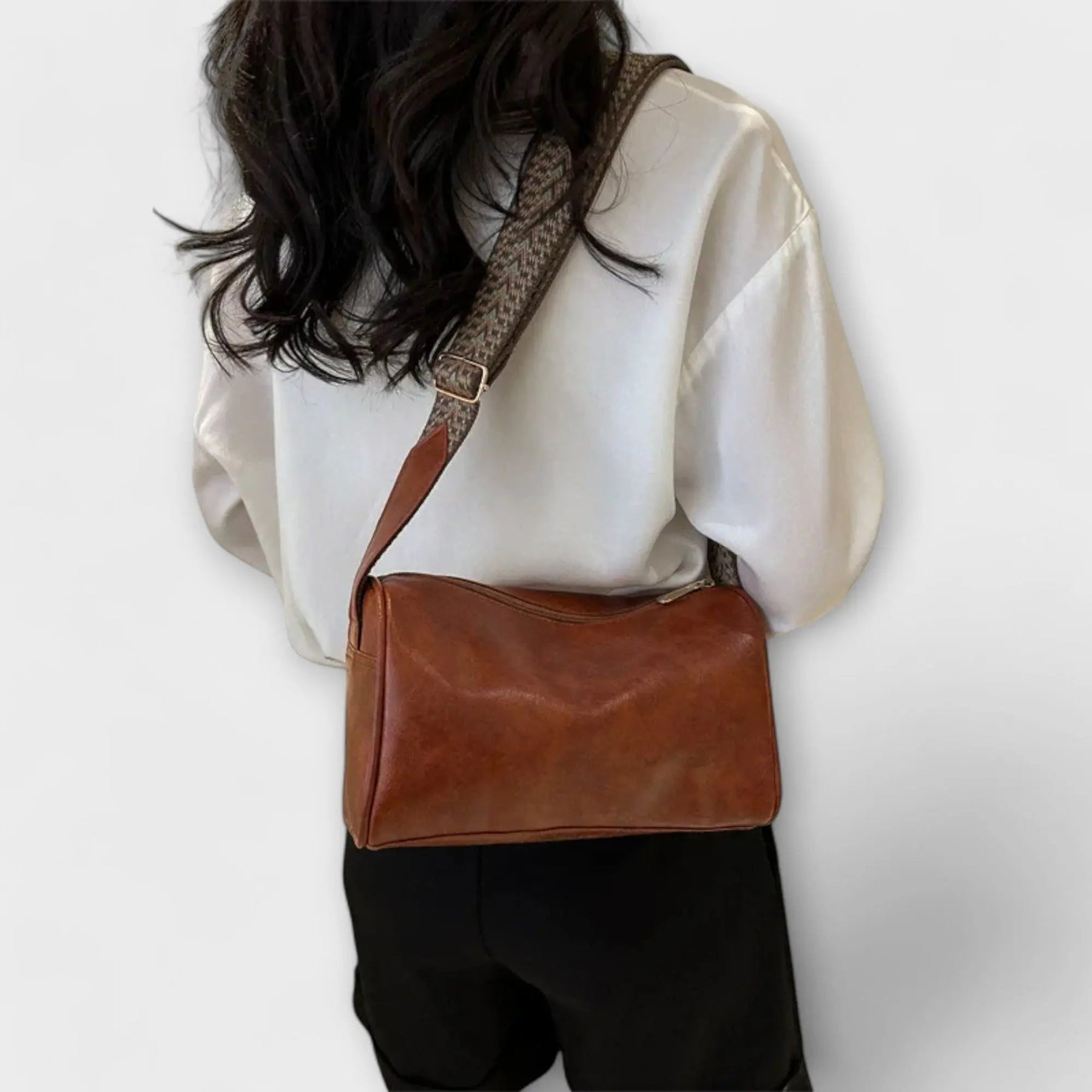Vivienne | Vintage Crossbody Bag