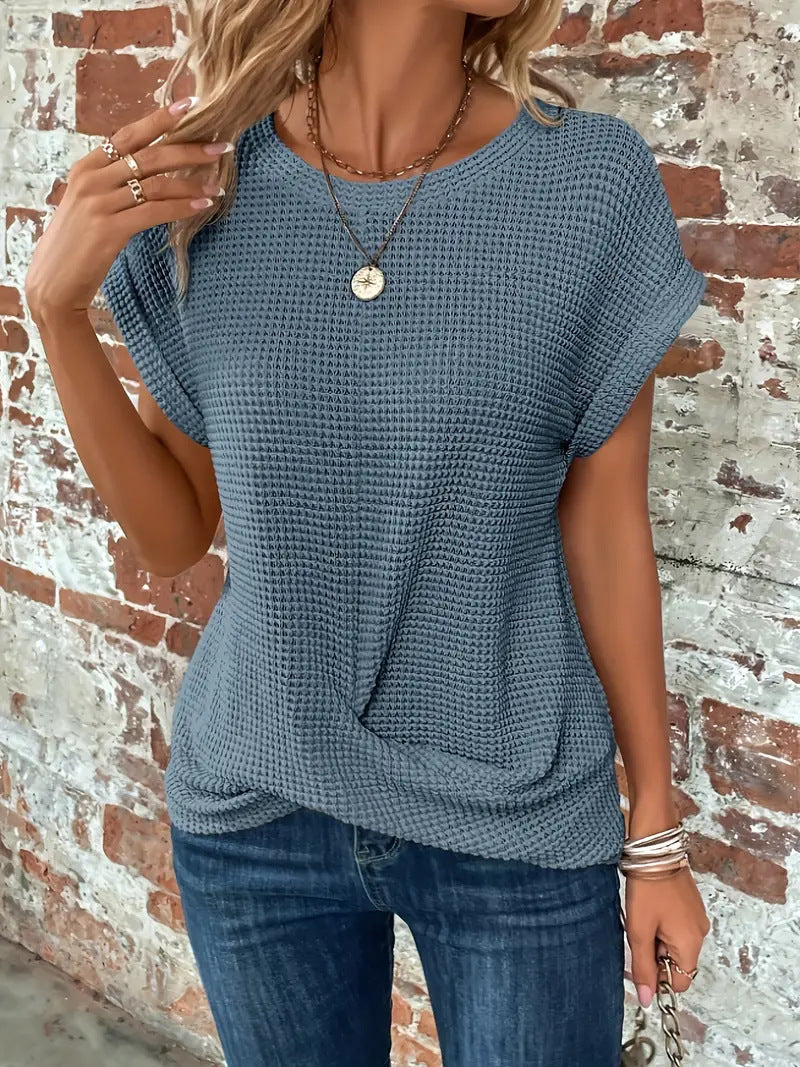 Nilsa | The Sweetheart Round Neck T-Shirt