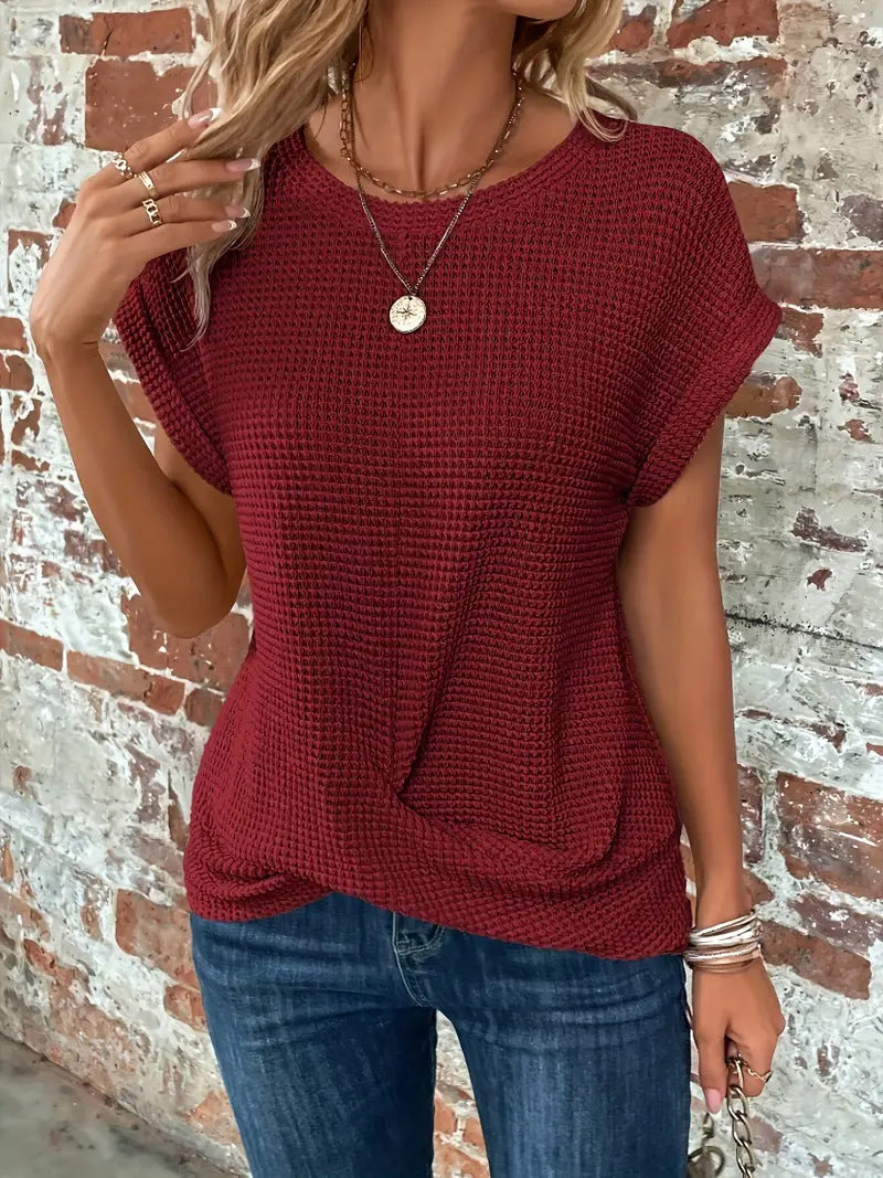 Nilsa | The Sweetheart Round Neck T-Shirt
