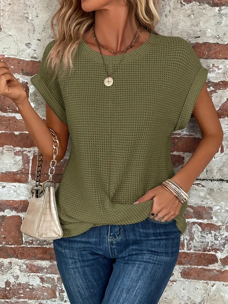 Nilsa | The Sweetheart Round Neck T-Shirt