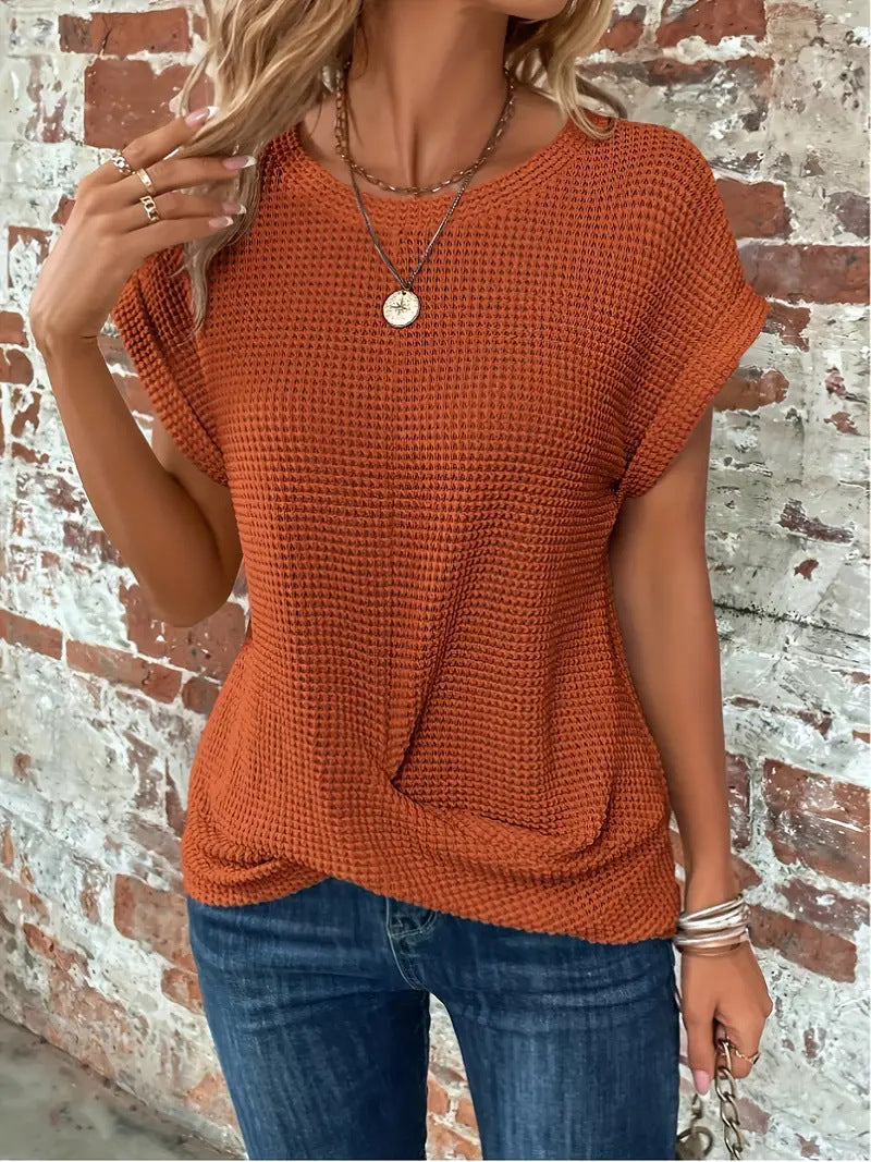 Nilsa | The Sweetheart Round Neck T-Shirt
